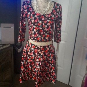 2pc Cropped Floral Top w/ Matching Flare Mini Skir